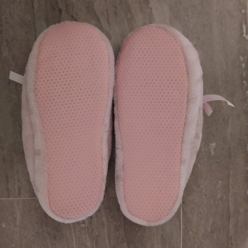 Galotses and slippers like new for girls sizes 30-31 and 34-35
