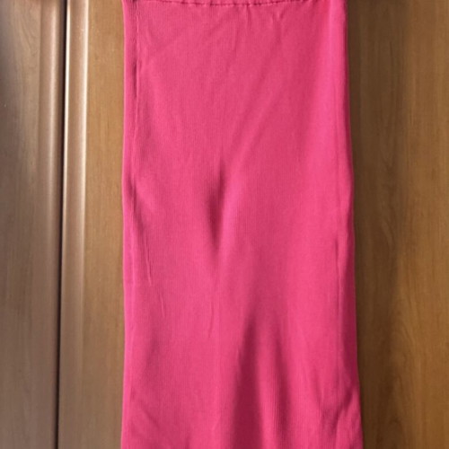 Zara midi skirt ripped fuchsia size L like new