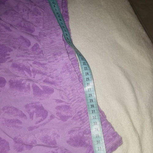 H&M shorts like new, size M fitting L, purple