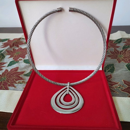 Necklace made of base metal like new, silver color, with velvet red gift box