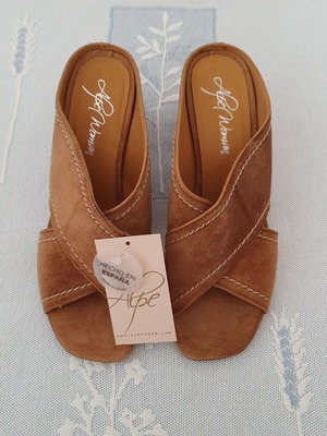 Alpe mules new, suede leather, tan, size 38