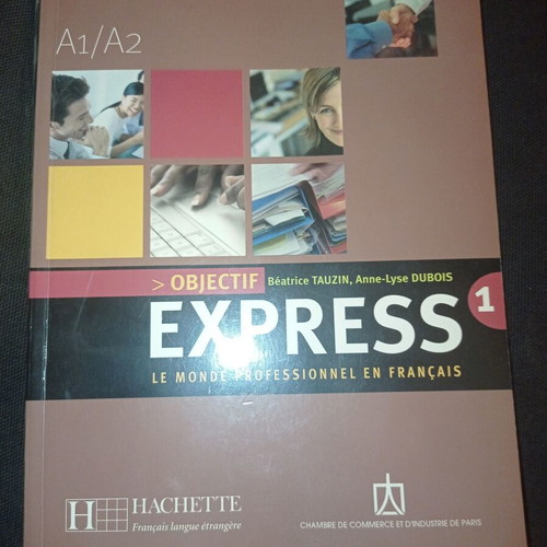 Objectif EXPRESS French book like new with CD