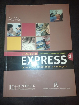 Objectif EXPRESS French book like new with CD