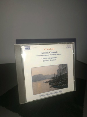 Vivaldi Famous Concerti CD like new, classical music