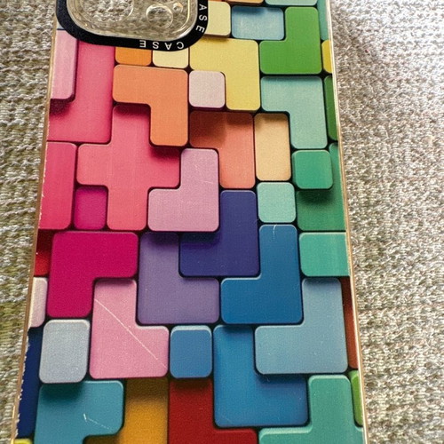 iPhone 12pro case like new, multicolored