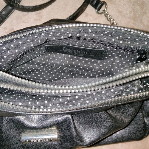 Small black Berska bag like new, crossbody