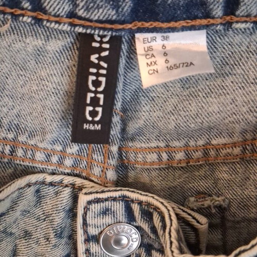 H&M Divided Denim Shorts No 38 like new, light blue wash