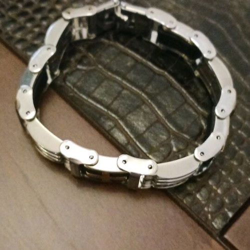 Steel bracelet new without packaging