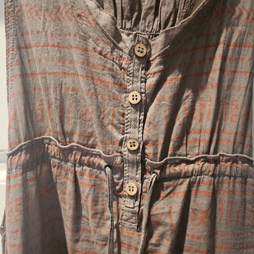 Attrattivo ethnic dress midi with buttons and elephant design like new