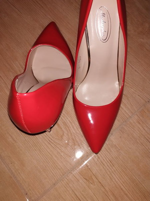 Γόβες λουστρίνι καινούργιες, κόκκινες, μέγεθος 40, τακούνι 12 πόντων