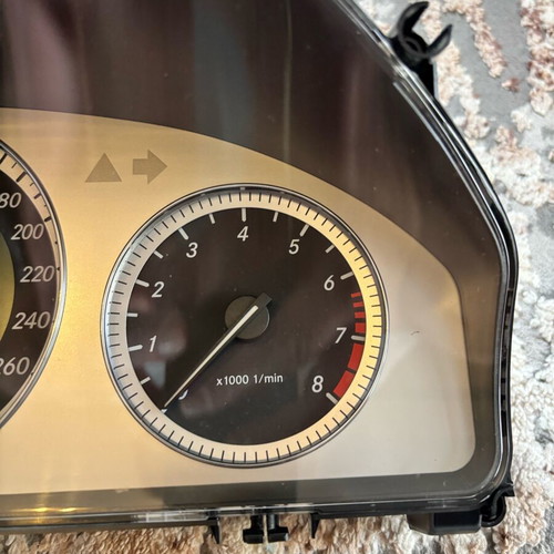 Mercedes W204 C-Class 2007–2011 pre facelift dashboard like new