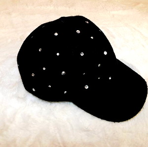 Καπέλο μαύρο γυναικείο Jockey με strass και λάστιχο προσαρμογής