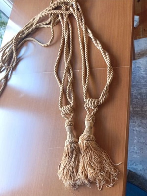 Curtain tiebacks used, 40 cm with removable extension
