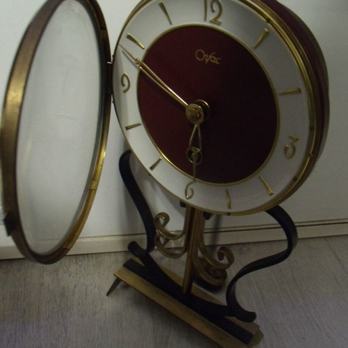 Orfac old mechanical table clock used with key