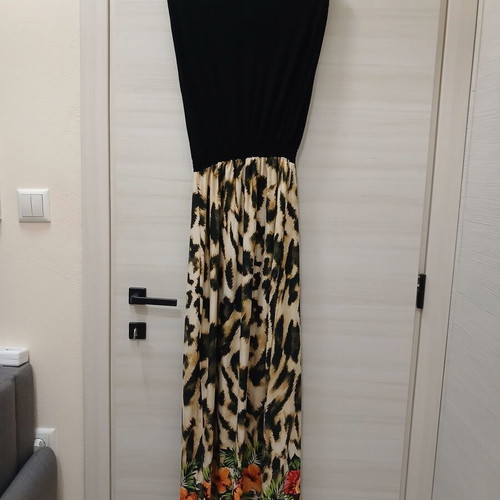 Le Vertige black printed maxi strapless dress like new