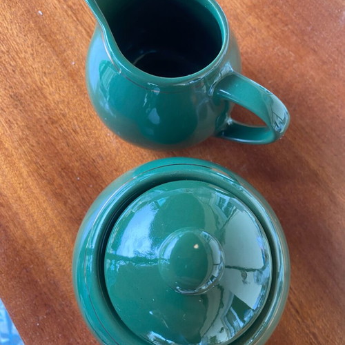 Jacobs set sugar bowl and creamer collectible like new