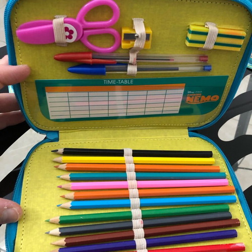 Finding Nemo school pencil case full, new with embroidered Disney logo