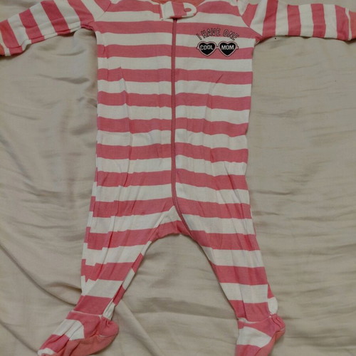 Baby bodysuit 0-3 months like new