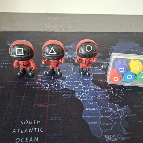 Squid Game Guard Figures like new with Gonggi box
