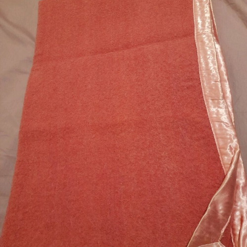 Wool blanket single watermelon with satin trim new