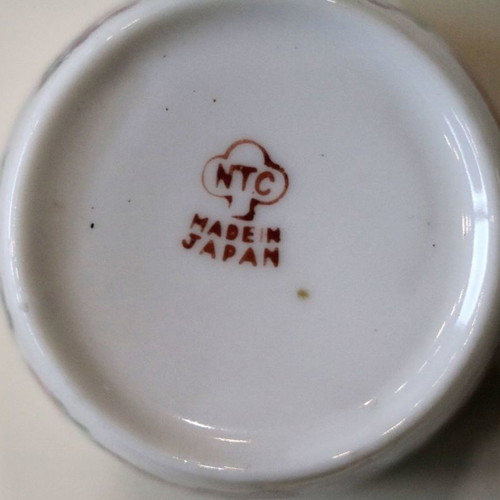 Japanese porcelain cup set used, collectible from 1950