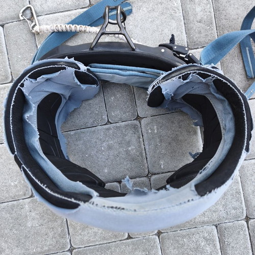 Kitesurf belt ION Apex medium used with spread bar and leash