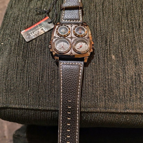 Oulm 1140 wristwatch new with dual time zones, compass and thermometer