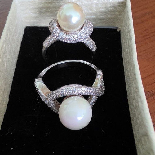Set of 2 925 silver rings with cultured pearls
