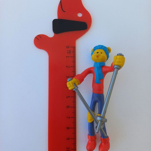 Collectible skier figure like new, 00's