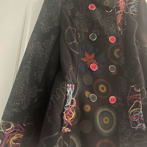 Coat like new with inner lining, black multicolor, size S