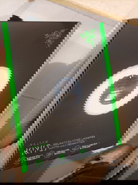 Razer Kiyo Web Camera Full HD 1080p με Autofocus RZ19-02320100-R3M1
