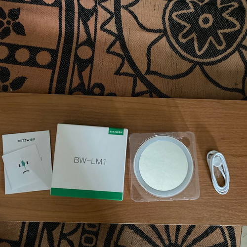 Blitzwolf BW-LM1 face mirror with LED light rechargeable