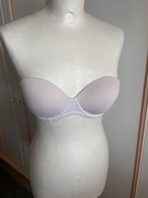 Benetton Strapless Bra like new, white