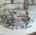 Limoges decorative plate like new, Azay le Rideau castle, porcelain