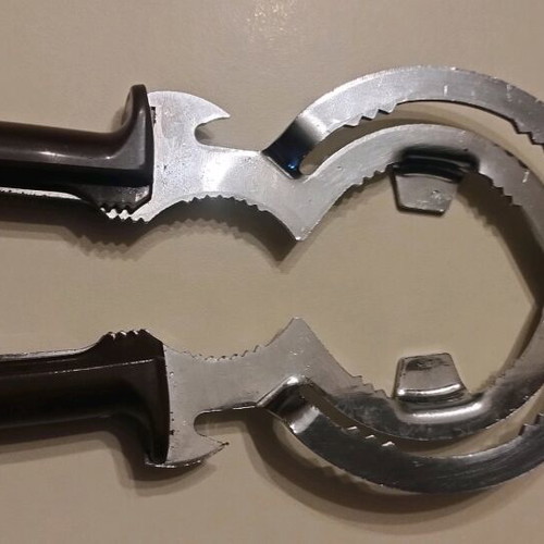 Leifheit opener used for multiple purposes