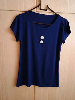 T-shirt blue size M like new