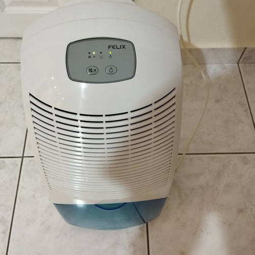 Felix dehumidifier like new