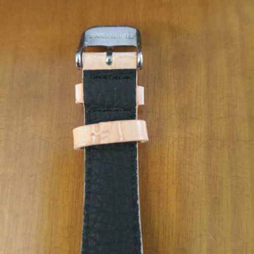 Casio wristwatch new pink with leather strap