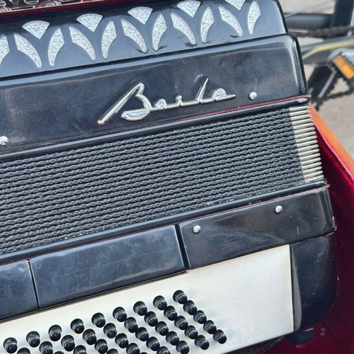 Baile Vintage Accordion 34 Keys used with Carrying Case Shanghai China