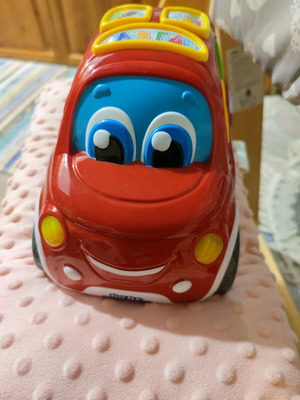 Makis the car Clementoni like new, speaks Greek and English