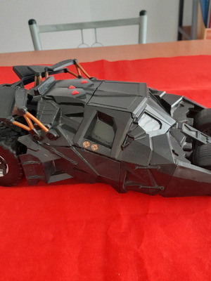 Batmobile συλλεκτικό μεταχειρισμένο 2010 με φιγούρα Batman 7 εκ.