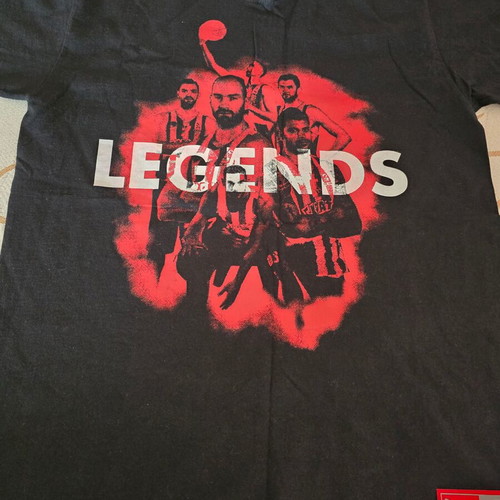 Olympiacos T-shirt used, size Small