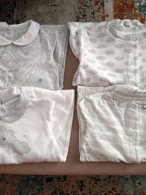 Prenatal baby bodysuits used, pack of 4, 62 cm / 3-6 months