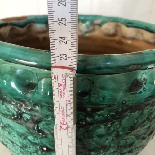 Green ceramic flowerpot Attica like new, glazed with embossed texture Ø23