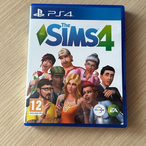 Sims 4 game like new compatible with PlayStation 4 & 5