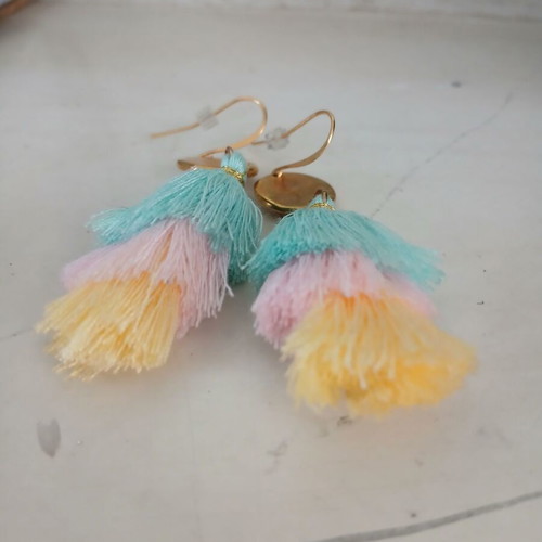 Summer earrings new with colorful tassels and gold-plated metal details
