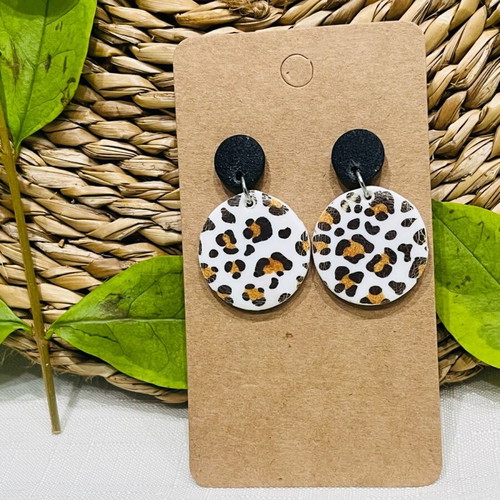 Animal print round earrings new made of polymer clay