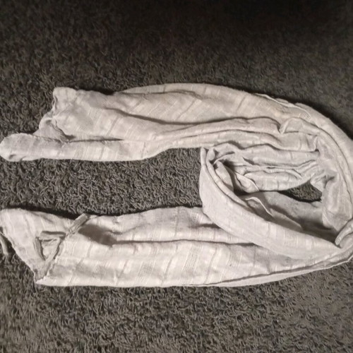 Sporty elegant women's scarf like new, gray