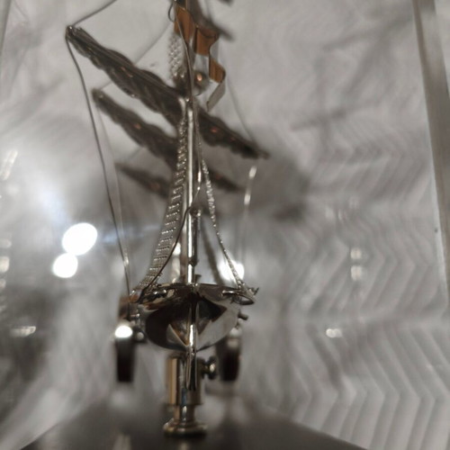 SS Savannah 1819 collectible metal model ship in display case