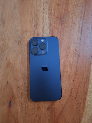 iPhone 15 Pro 128GB like new, blue, with charger and case